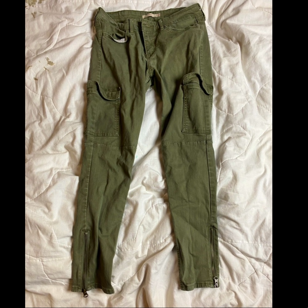 Levi Army Green Cargo high waist Skinny Jeans